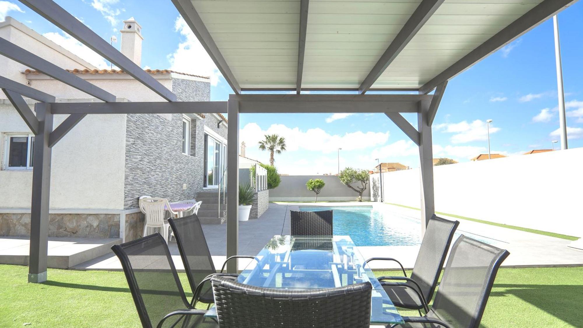 Modern Detached 4 Bed 3 Bath Villa With Private Pool Close To All Amenities Villamartín Exterior foto